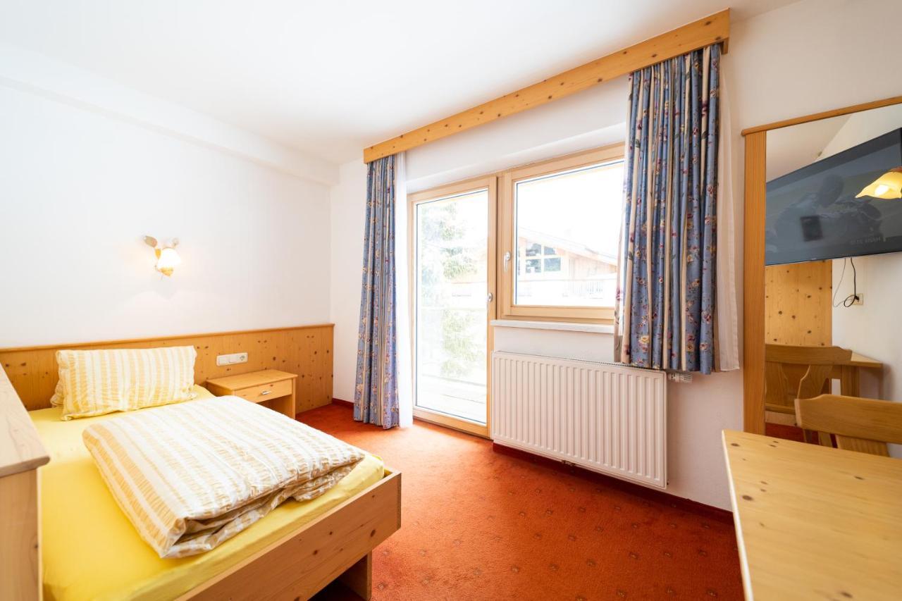 Haus Rosmarie Homestay Sankt Anton am Arlberg